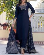 Women Woven Yoke Straight Kurta Set - Image 5