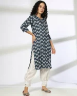 Women Floral Print Straight Kurta